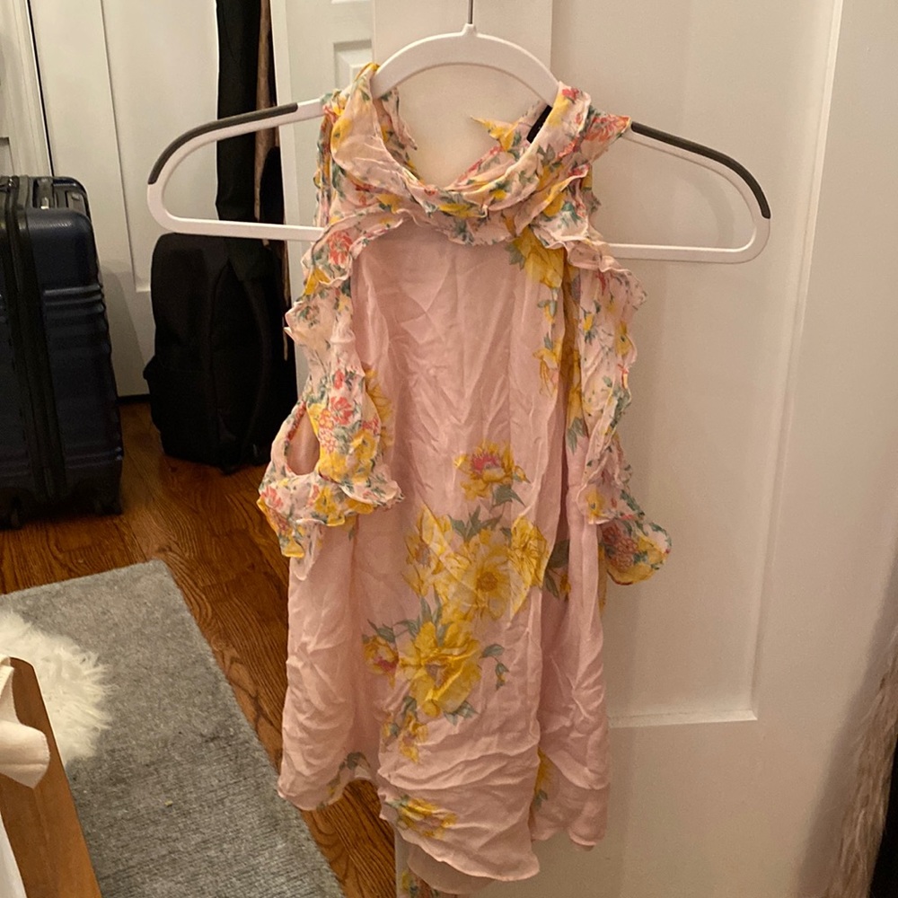 Zara pink floral top with ruffles and tie back